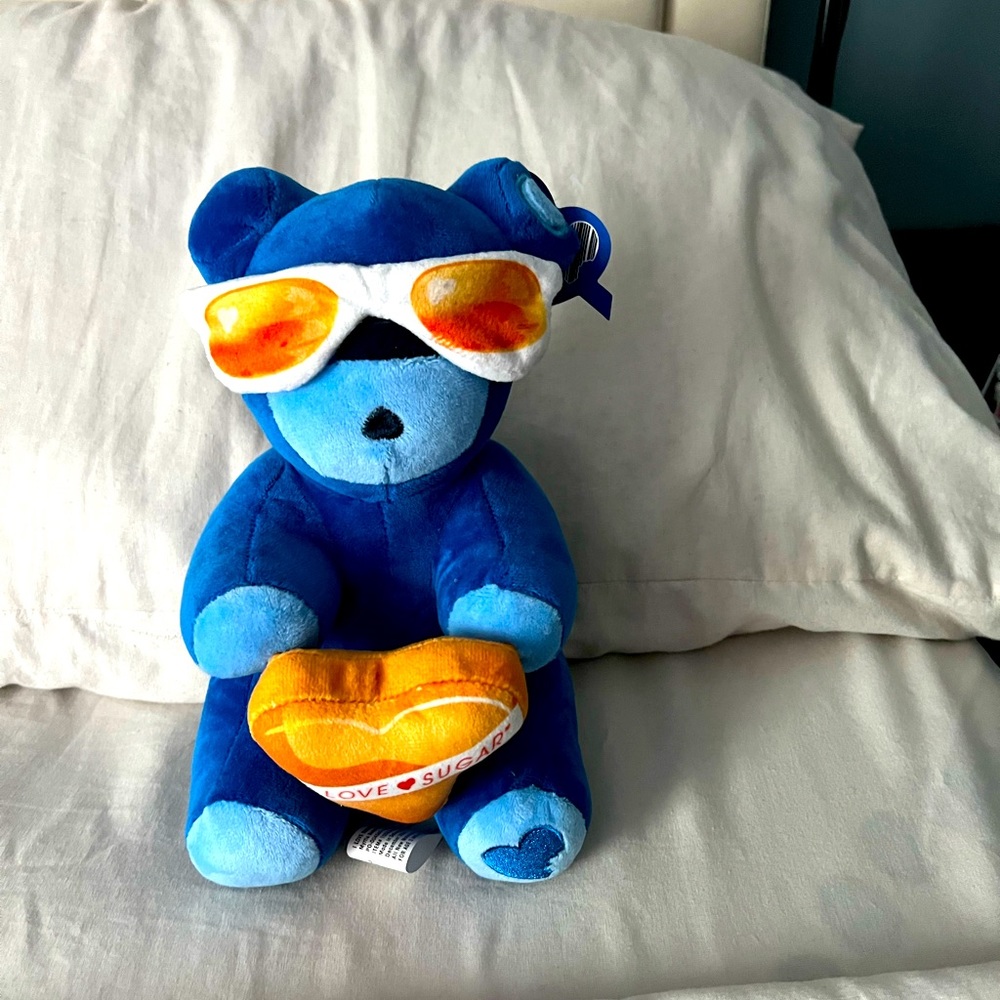 Blue cuddly decorative I love sugar bear